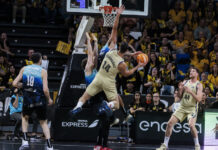 El Barcelona resistió el acoso final del Laguna Tenerife (97-102)