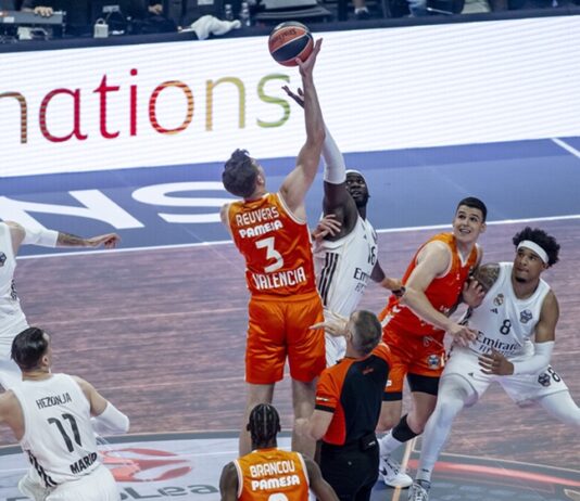 El Real Madrid, a la gran final tras un brillante triunfo frente al Valencia Basket (90-105) aunque pierde a Garuba por lesión
