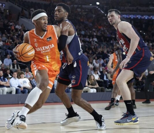 El Baskonia alcanza en la tabla al Valencia Basket y con el ‘basketaverage’ igualado