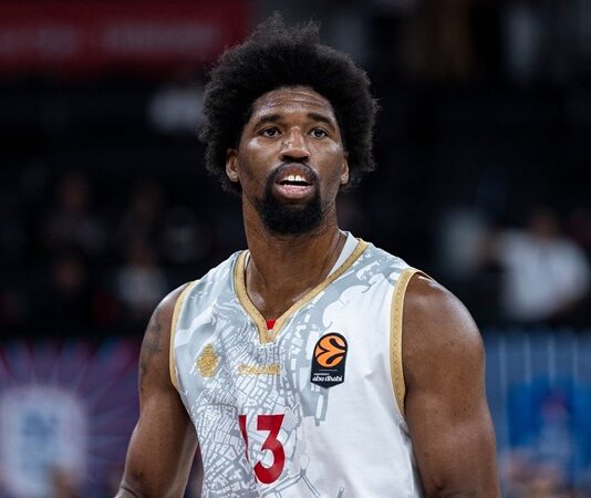 Kevarrius Hayes, a punto de firmar por dos años en el Partizán