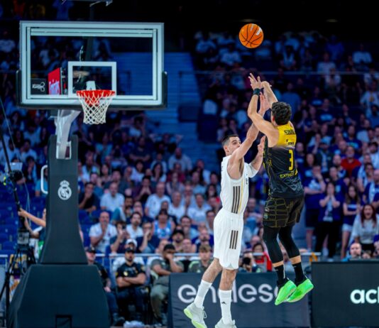 El Real Madrid, contra las cuerdas tras un espectacular triunfo del Laguna Tenerife (97-98) protagonizado por Jaime Fernández