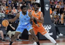 El Baskonia aprieta para cerrar la negociación con Chimezie Metu, que tiene también una oferta del Barça