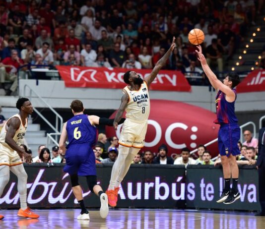 El Barcelona ganó en Murcia sin problemas (76-100) y jugará la semifinal contra La Laguna Tenerife