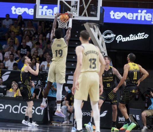El Barcelona, primer finalista tras un 3-0 a La Laguna Tenerife