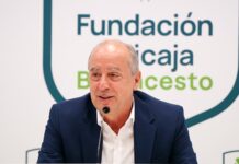 Txus Vidorreta, presentado en el Unicaja: buscan cinco fichajes