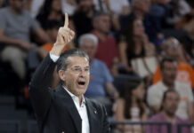 Pedro Martínez asegura que nadie del Real Madrid se puso en contacto con él durante la final de la ACB y que la oferta del club blanco le llegó el sábado 27 de junio