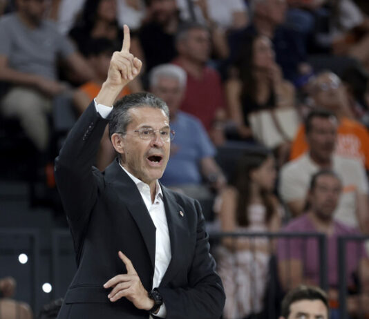 Pedro Martínez asegura que nadie del Real Madrid se puso en contacto con él durante la final de la ACB y que la oferta del club blanco le llegó el sábado 27 de junio